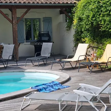 Private Pool / 3 Bedroom In Fabulous French Countryside Villa *