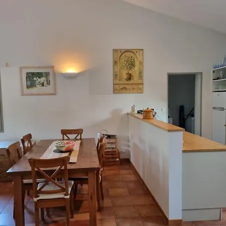 3 Bedroom With Logburner In Fabulous French Countryside Vila Chalais (Charente)
